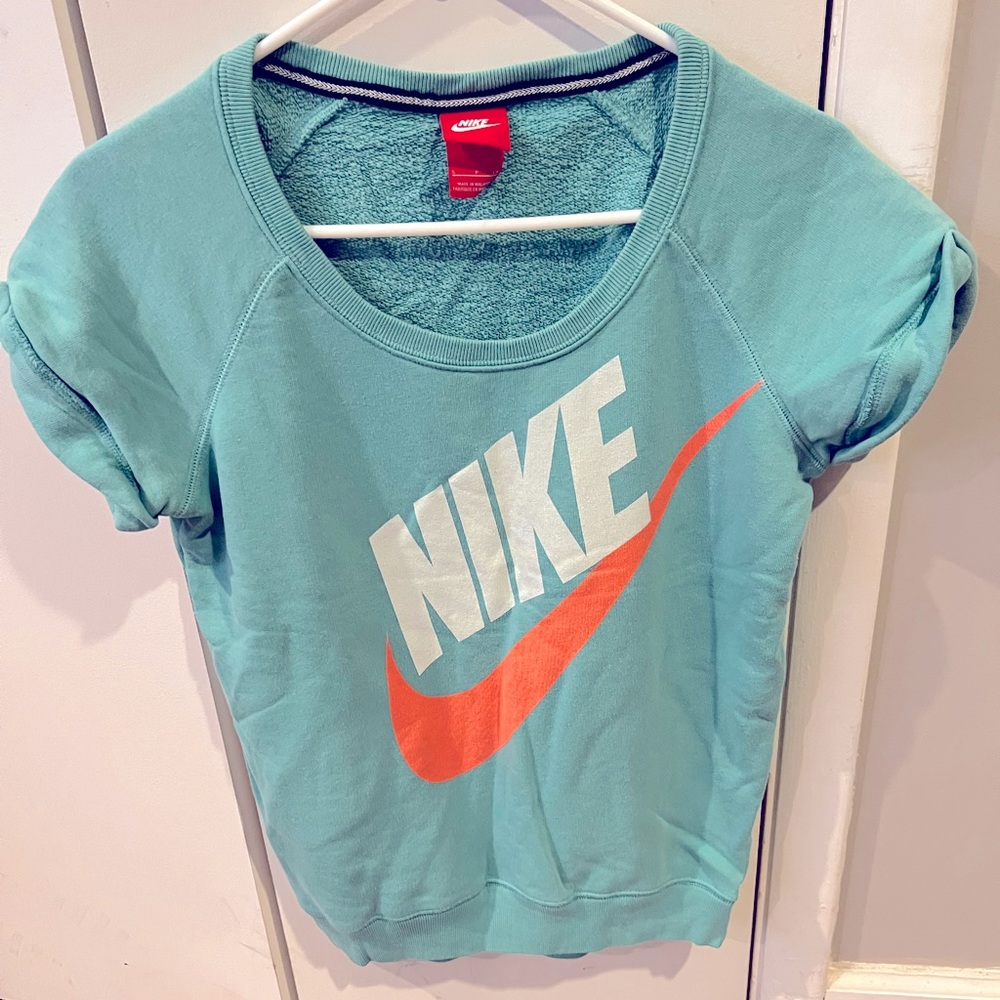 Nike short sleeve hoodie material